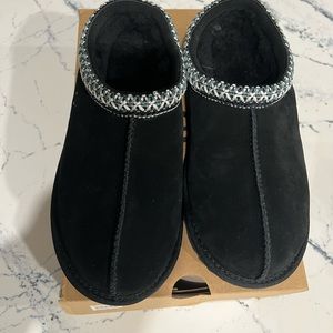 Ugg Tasman II kids slippers